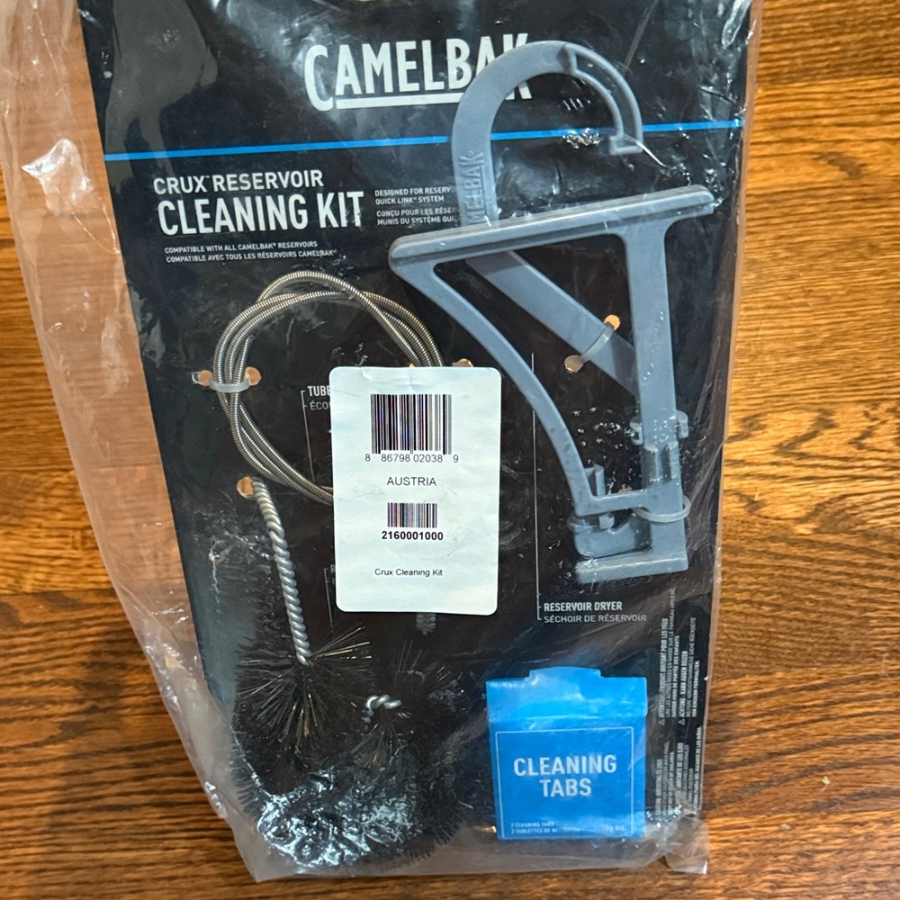 CamelBak Cleaning Kit with Blue Tabs